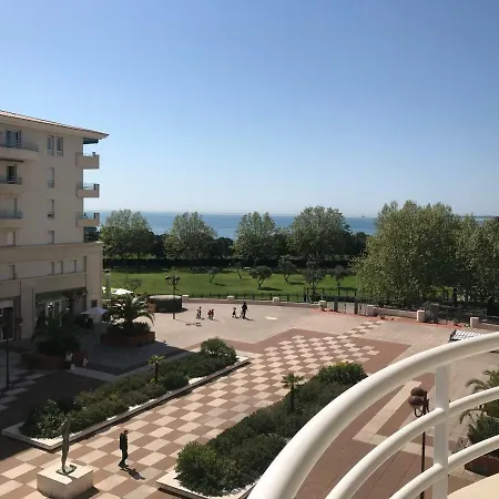 2kh Komnatnaia Kvartira V Zhuan Le Pen, Pliazhi Appartement *