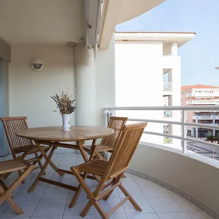 2kh Komnatnaia Kvartira V Zhuan Le Pen, Pliazhi Appartement Antibes